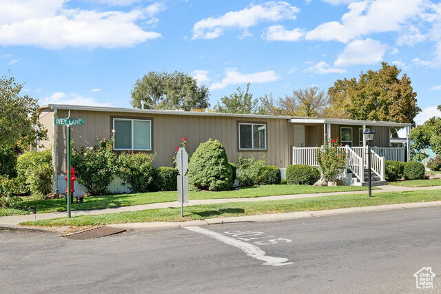 Property Photo: 1062 W Foxglove Dr 118 UT 84123