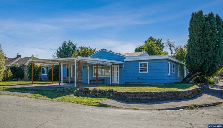 Property Photo:  2808-2806 Livingston St NE  OR 97301 