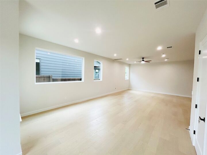 Property Photo: 4324 Airport Boulevard B TX 78722