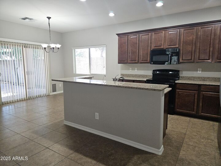 Property Photo: 1541 W Crape Road AZ 85140