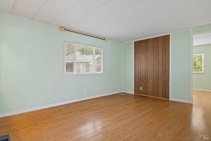 Property Photo: 238 E 7 Flags Circle CA 95476
