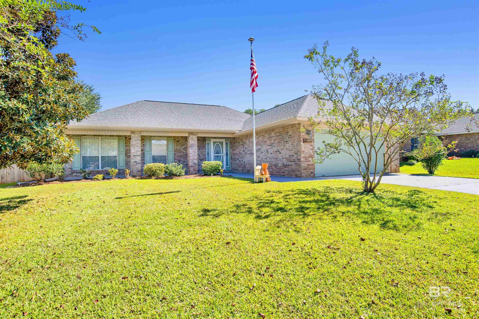 Property Photo: 24016 Raynagua Boulevard AL 36551