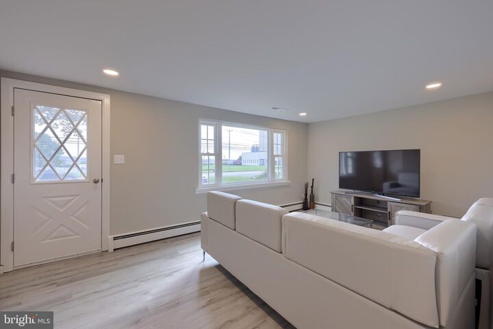 Property Photo: 1143 E Main Street PA 17552