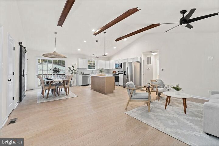 Property Photo:  16392 Tinder Drive  VA 22580 