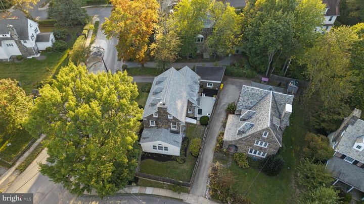 Property Photo: 69 W Lodges Lane PA 19004