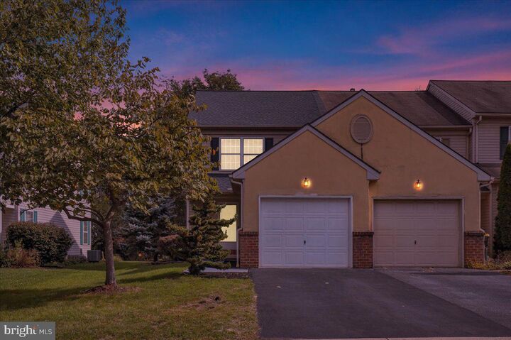 Property Photo: 1553 Queen Lane PA 17601