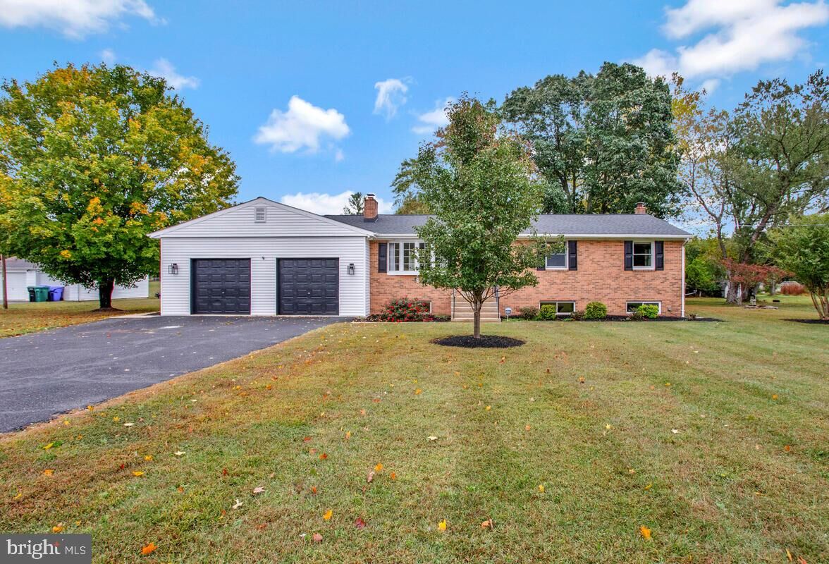 Property Photo: 10526 Willetts Crossing Road MD 20695