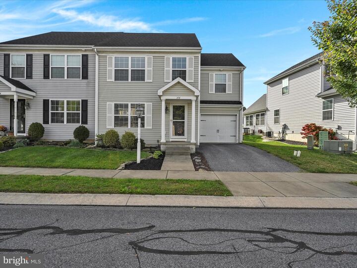 278 Steepbank Road  Lancaster PA 17602 photo