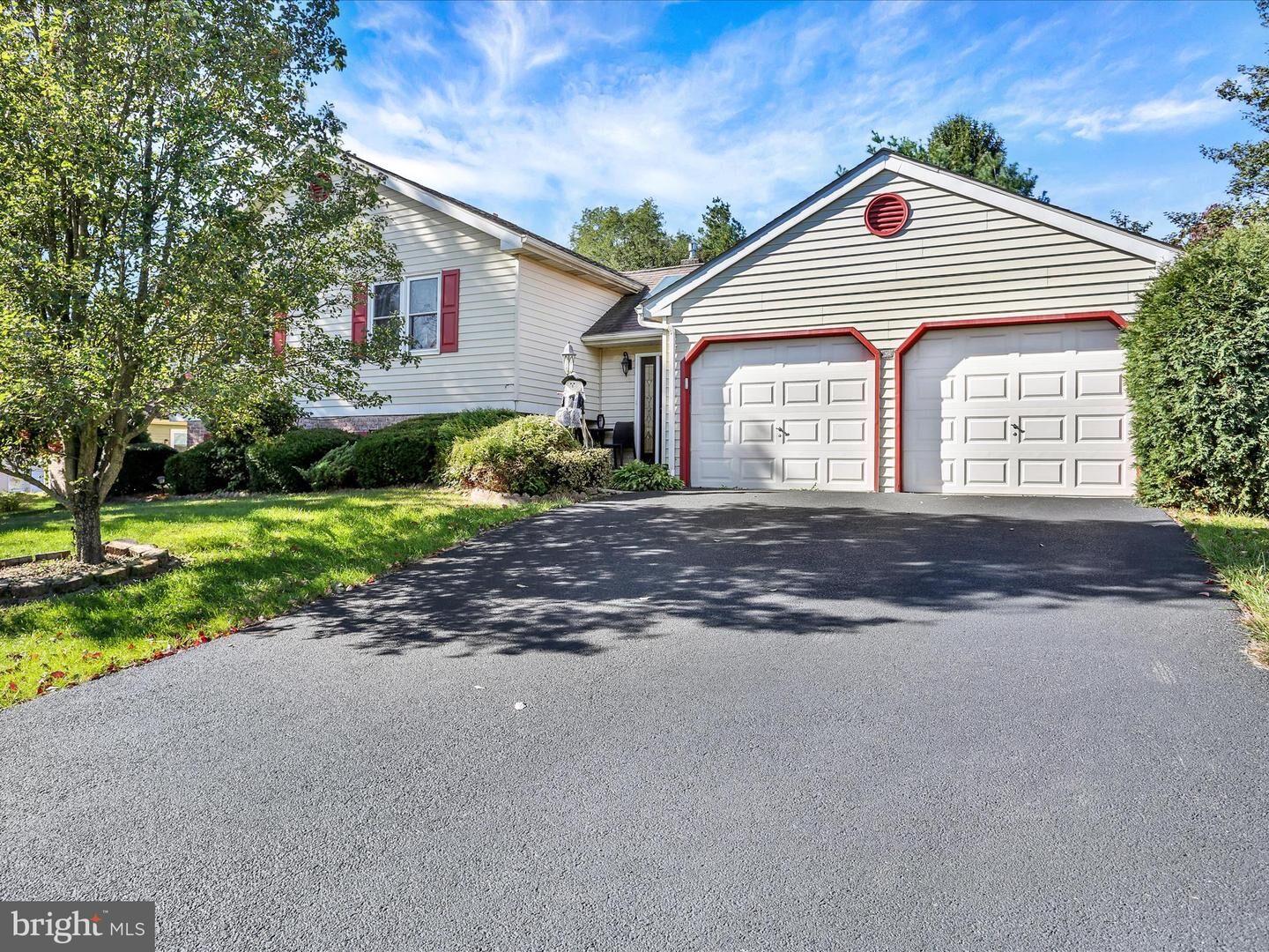 Property Photo: 204 Charles Boulevard PA 19608