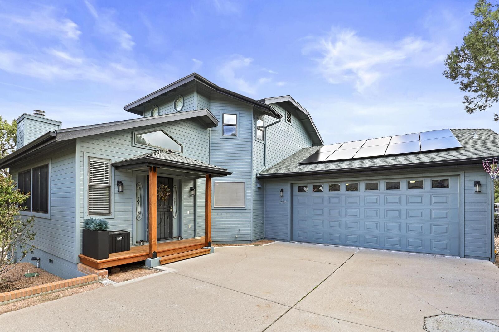 Property Photo:  1503 N Farview Drive  AZ 85541 