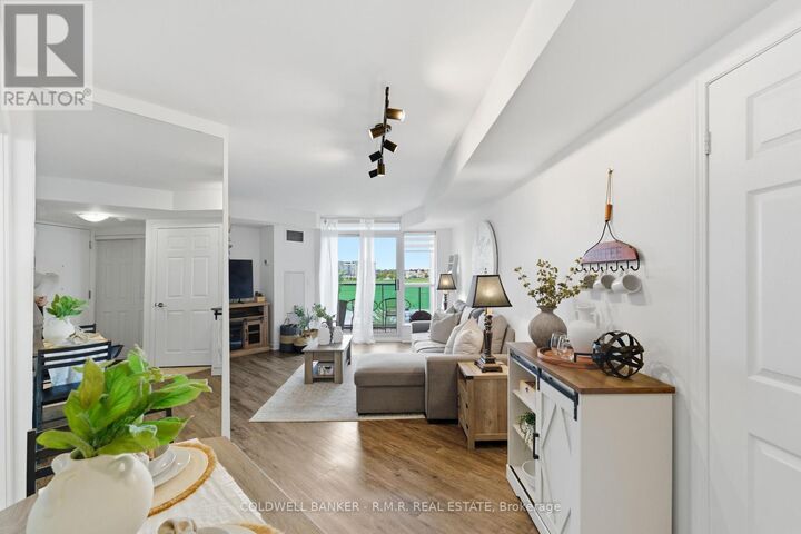 Property Photo:  340 Watson Street West 517  ON L1N 9G1
