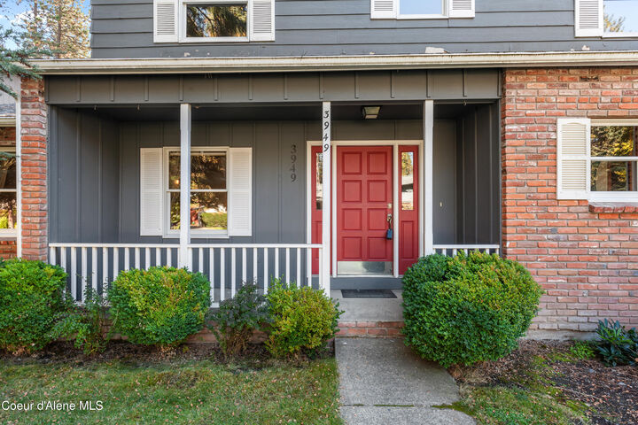 Property Photo: 3949 W Fairway Dr ID 83815