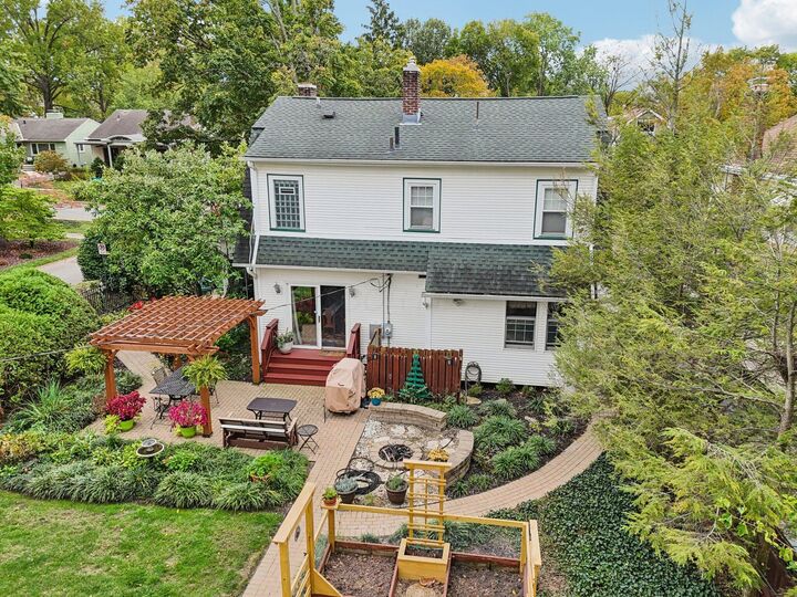 Property Photo: 80 Glencoe Road OH 43214