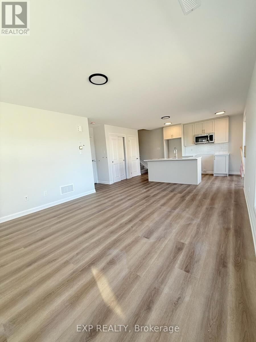 Photo de la propriété:  101 Glenroy Gilbert Drive Unit # 2  ON K2J 7N6 