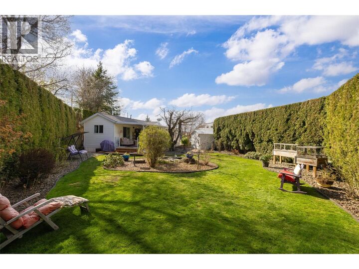 Property Photo:  415 Commonwealth Road 348  BC V4V 1P4