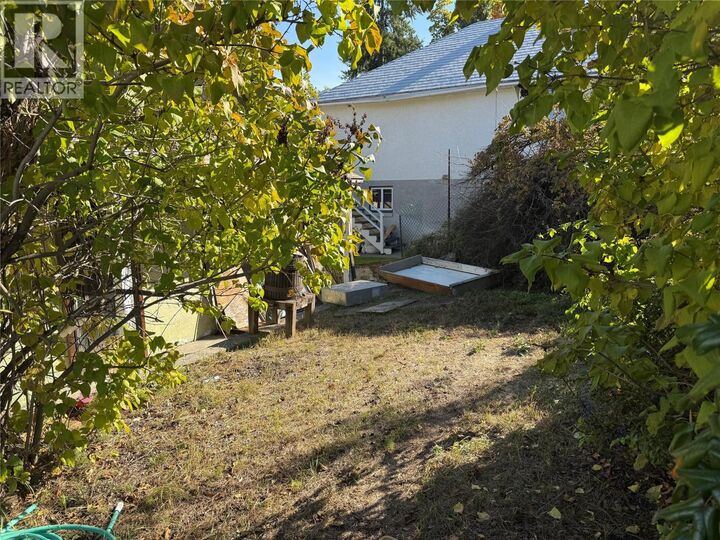 Property Photo:  1422 Green Avenue Lane  BC V1R 4K2 