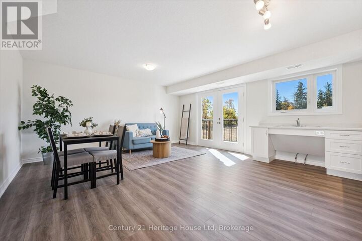 Property Photo: 465 Garafraxa Street West 3 ON N1M 0L6