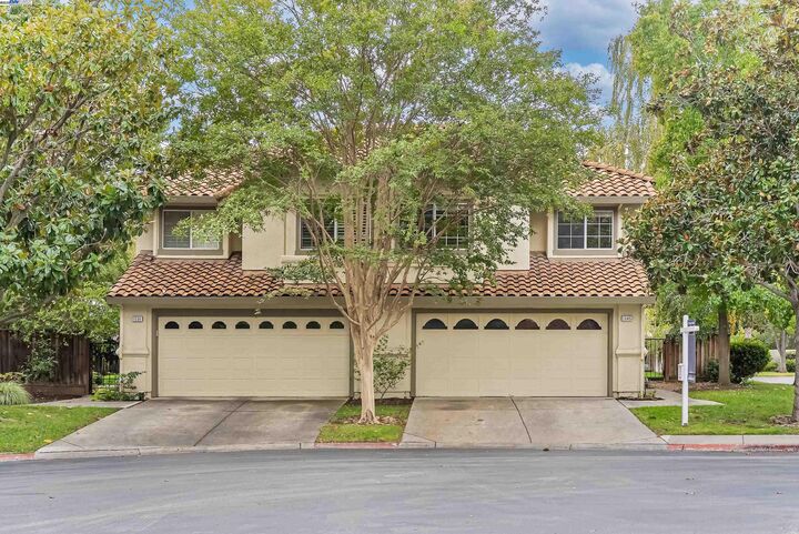 Property Photo: 1585 Poppybank Ct CA 94566