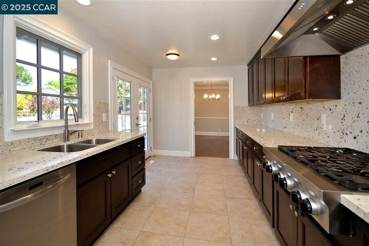 Property Photo: 56 Bates Blvd CA 94563