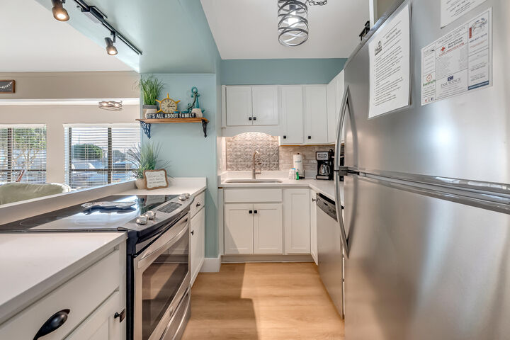 Property Photo:  4000 Gulf Terrace Drive 116  FL 32541 