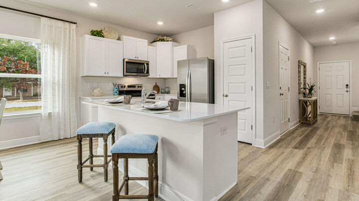 Property Photo: 333 Callie Drive FL 32536