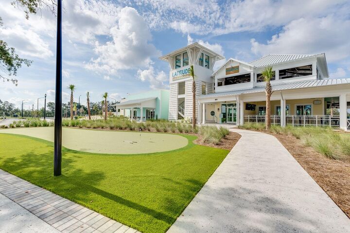 Property Photo: 8404 Dockside Place FL 32413