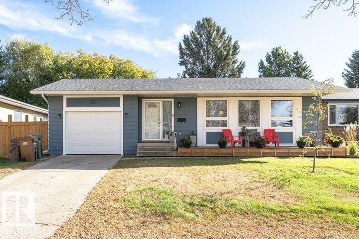 22 Afton Crescent  St. Albert AB T8N 2T3 photo