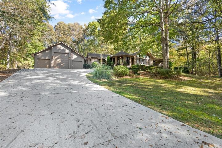 6985 Spout Springs Road  Flowery Branch GA 30542 photo