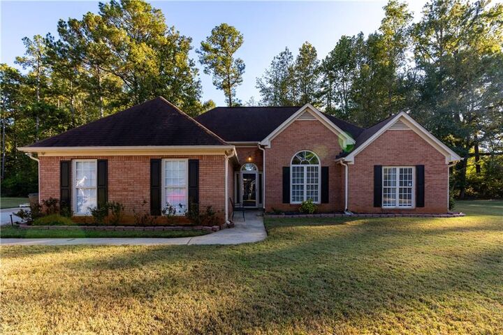 Property Photo: 50 Lydia Court GA 30055