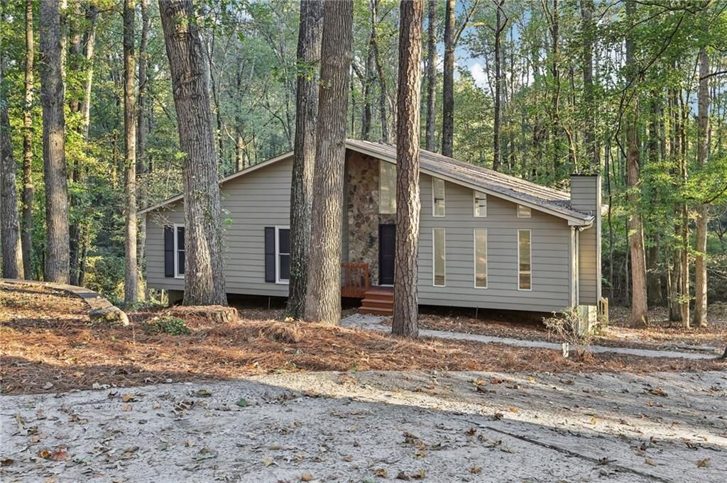 Property Photo: 225 Buckeye Lane GA 30214