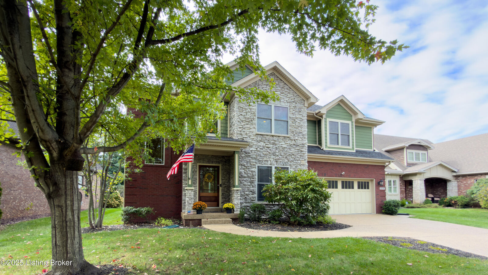 Property Photo: 5114 Rock Bluff Dr KY 40241