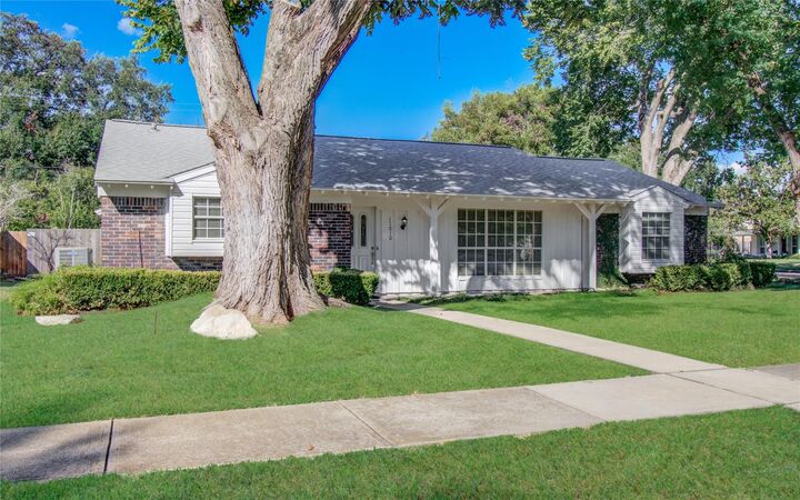 Property Photo: 11010 Atwell Drive TX 77096