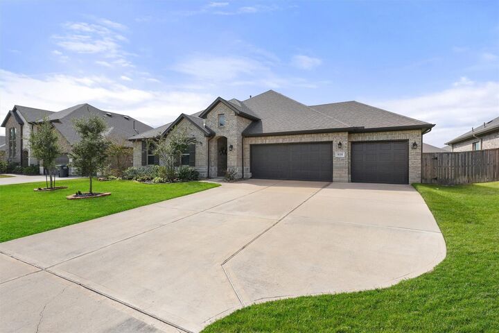 Property Photo: 31211 Raleigh Creek Drive TX 77375
