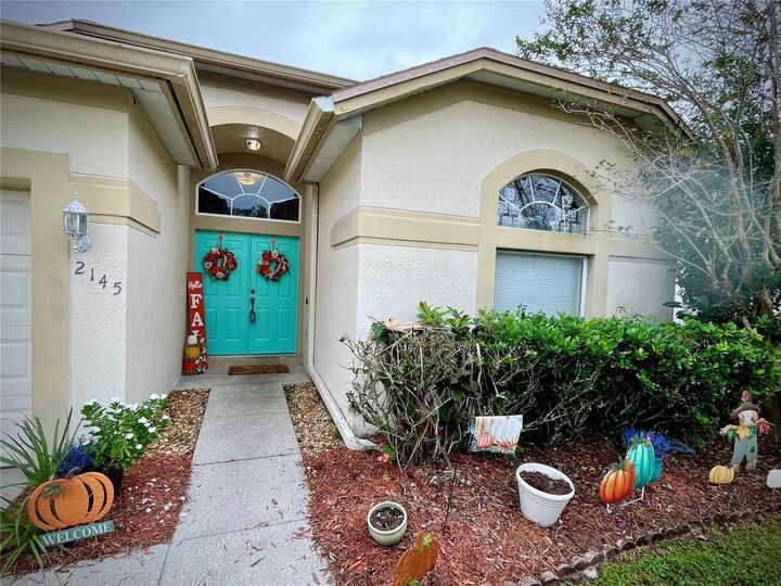 Property Photo:  2145 Emerald Green Circle  FL 32765