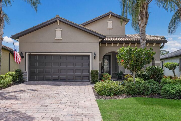 Property Photo:  5583 Rain Lily Court  FL 34238 
