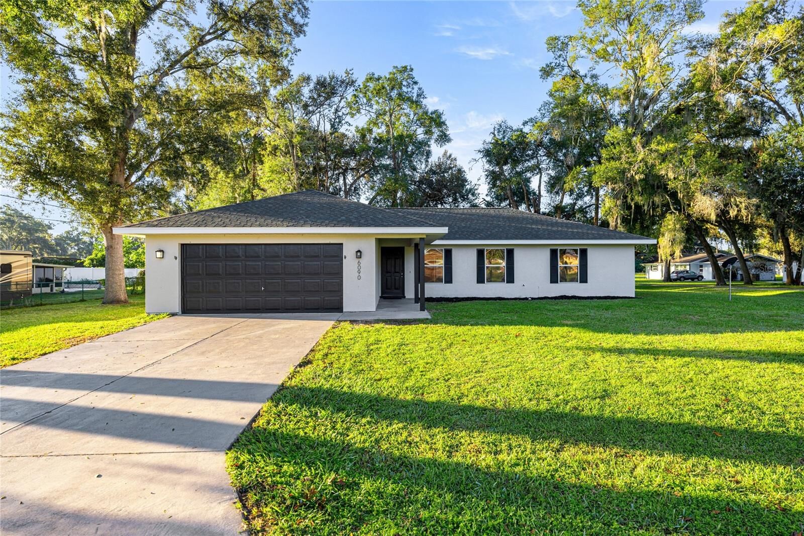 Property Photo: 6090 SE 126th Lane FL 34420