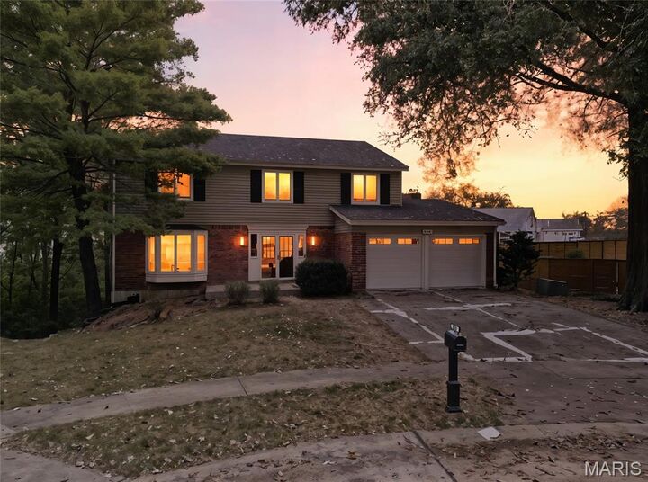 Property Photo:  972 Sunburst Court  MO 63021 