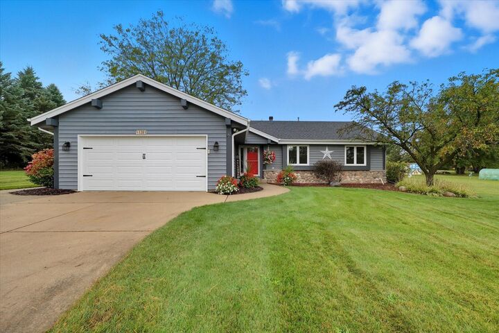 1281 Wejegi Dr  Richfield WI 53033 photo