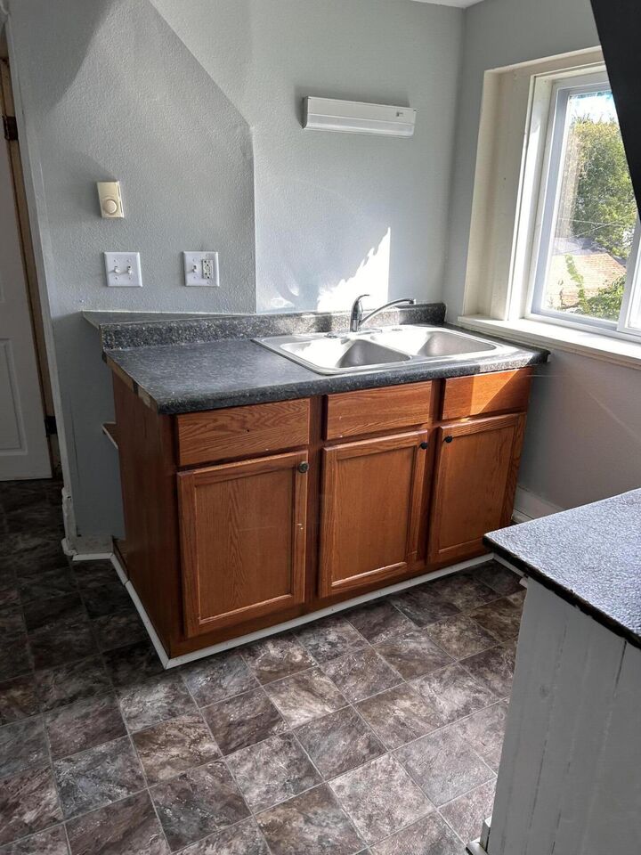 Property Photo: 1309 Summit Ave WI 53404
