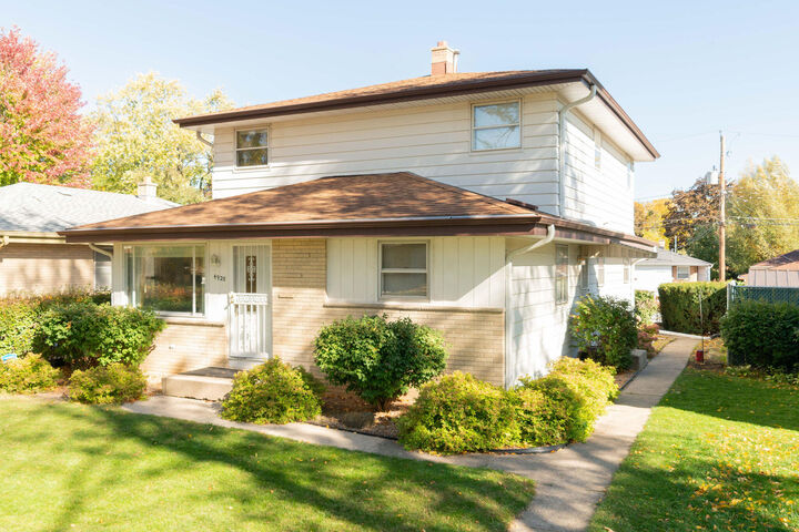 4928 N 89th St  Milwaukee WI 53225 photo