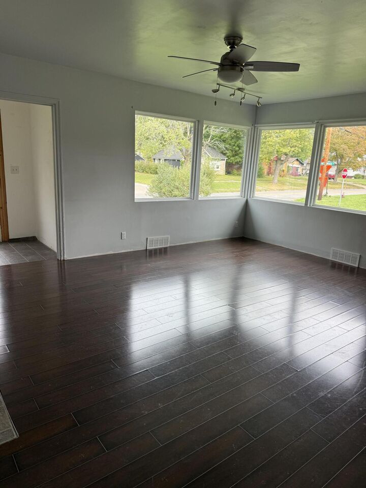 Property Photo: 304 W May Street MI 49022