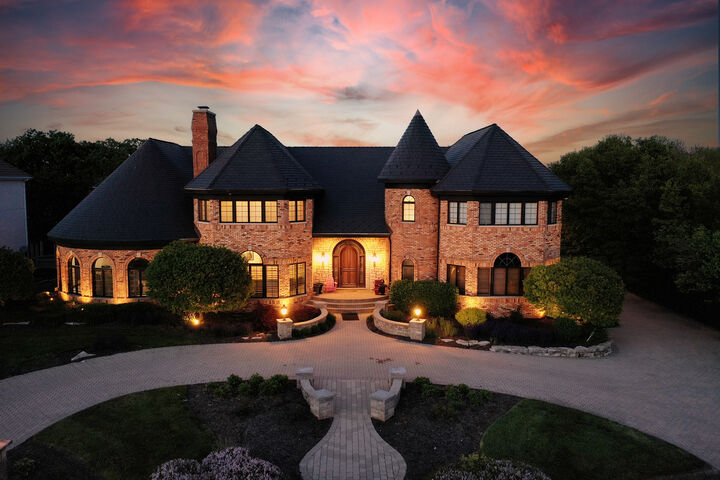 Property Photo:  45 Silo Ridge Road  IL 60467 