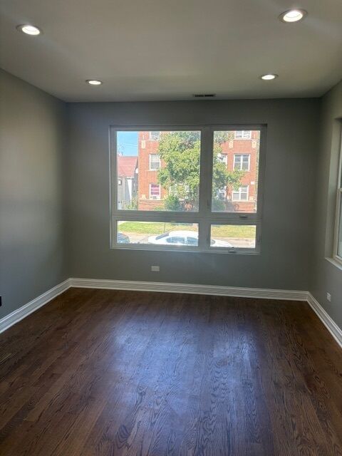 Property Photo: 5803 W Superior Street 3 IL 60644