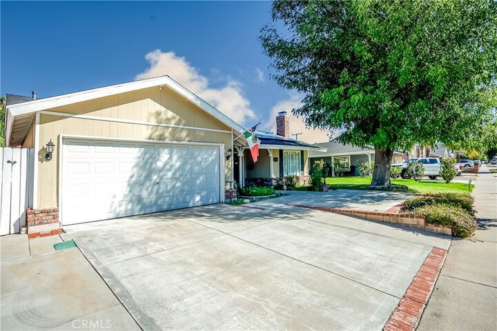 Property Photo:  19631 Fairweather  CA 91351 