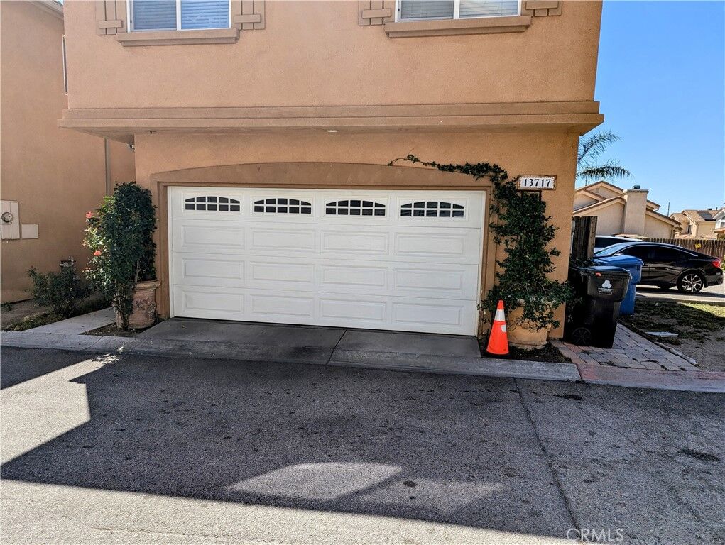 Property Photo:  13717 Deane Lane  CA 91342 
