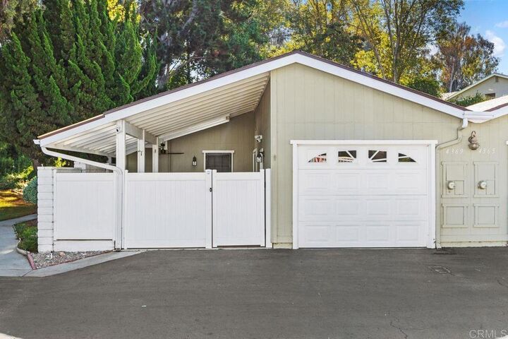 Property Photo: 4369 Dowitcher Way CA 92057