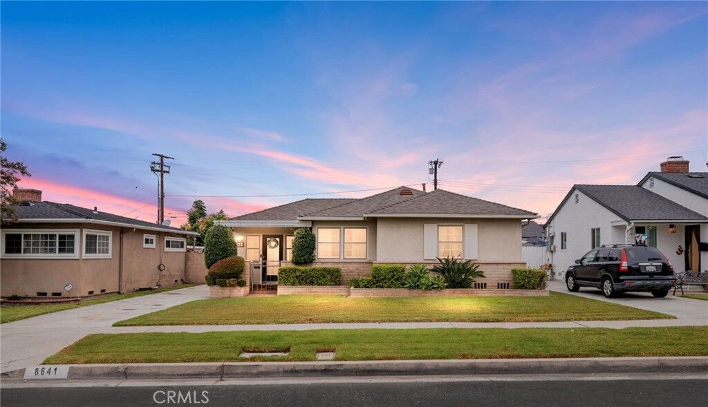 Property Photo: 8641 Strub Avenue CA 90605