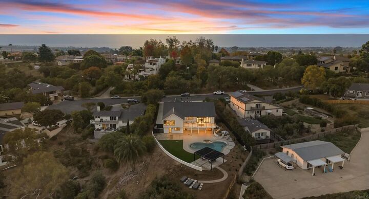 3920 Holly Brae  Carlsbad CA 92008 photo