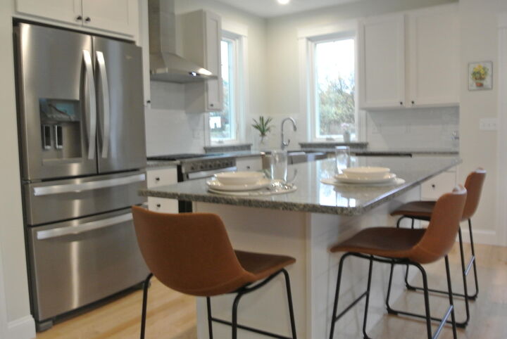 Property Photo:  77 O'Neil Street  ME 04106 