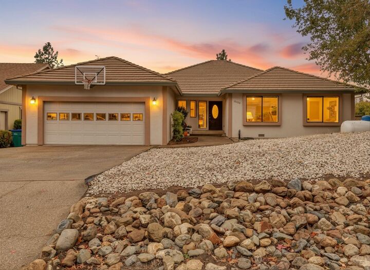 18098 Lake Forest Drive  Penn Valley CA 95946 photo